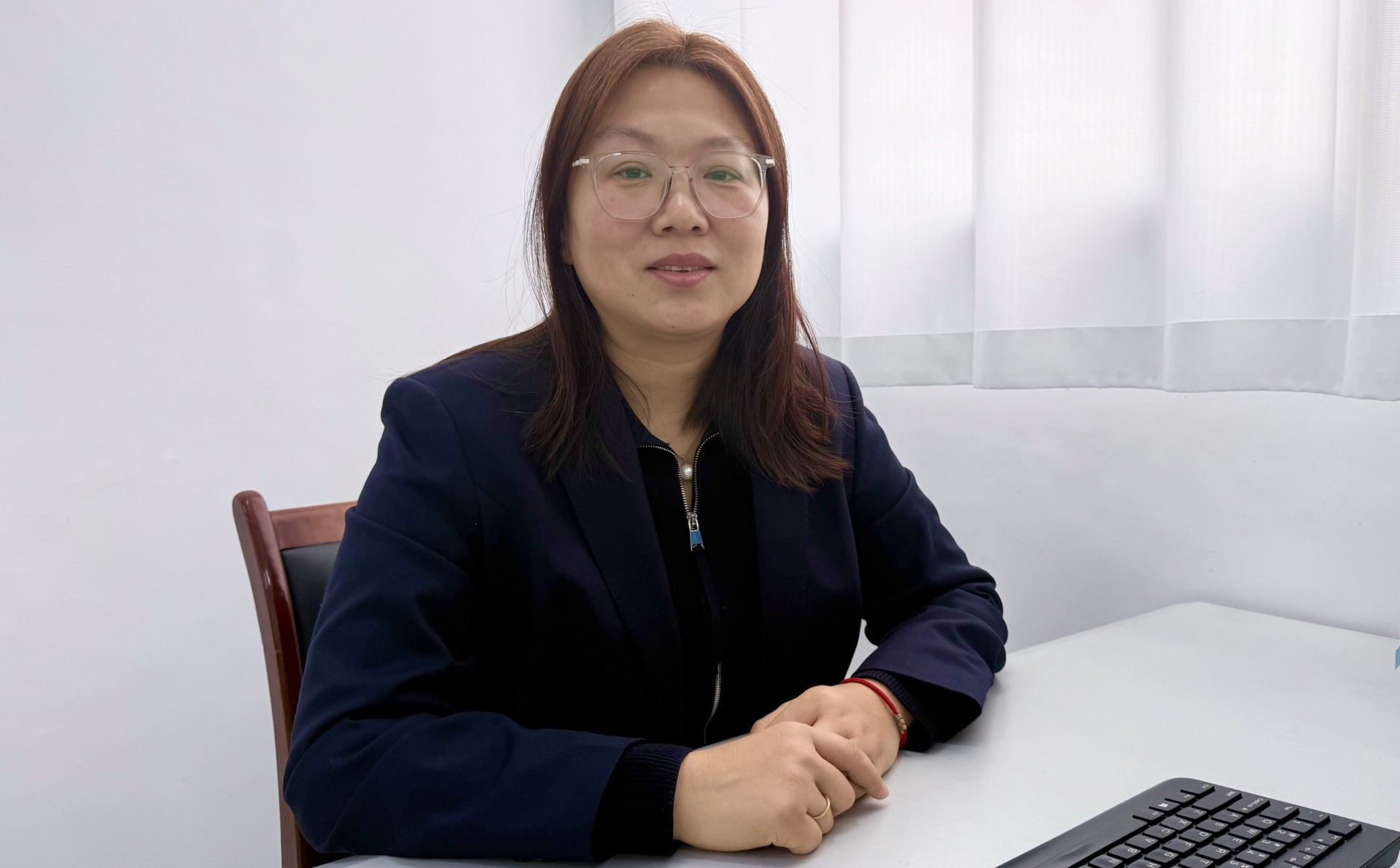 bet9九州官网精辟-李娟.jpg